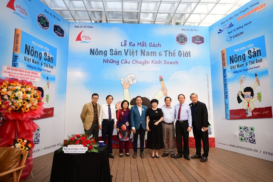 Doanh nhân Phan Minh Thông và “kiềng ba chân” kinh doanh, hội hoạ và viết sách