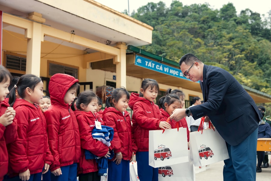 Home Credit phát triển bền vững tại Việt Nam