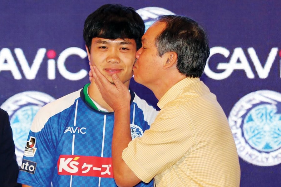 Từ Quý Tỵ đến Ất Tỵ và cơn sốt bóng đá Việt