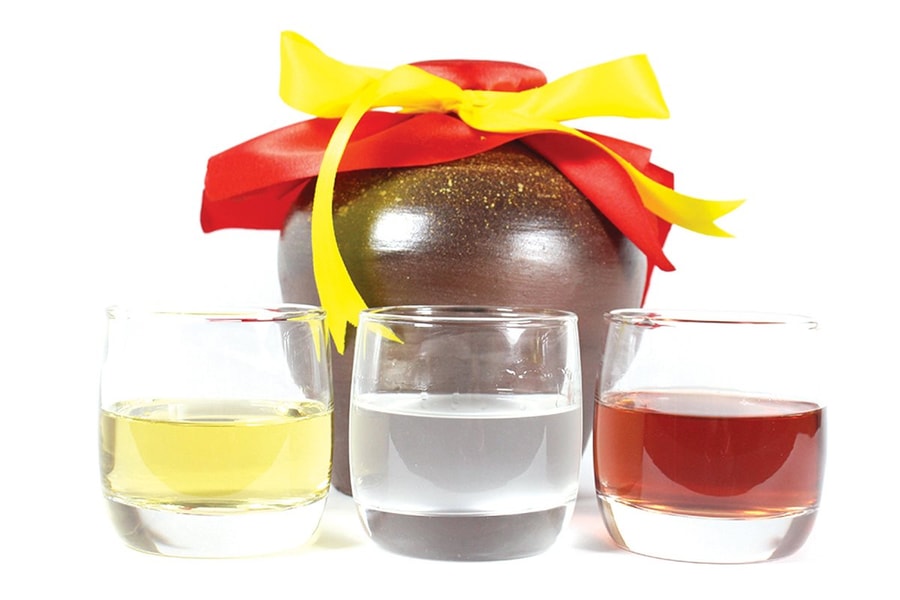 Đế Việt thương hiệu ký