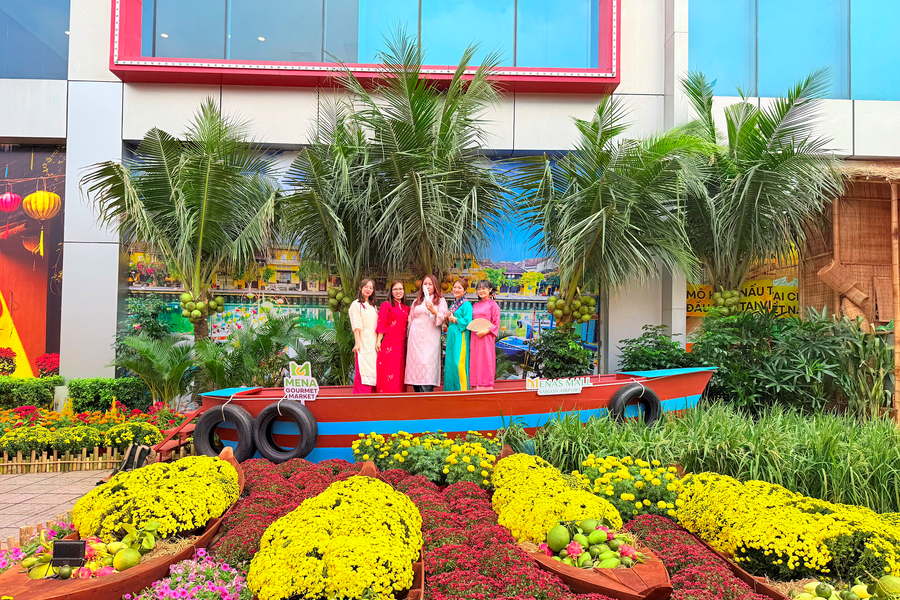 Đường hoa Xuân Menas Mall 2025: Không gian giao thoa truyền thống và hiện đại