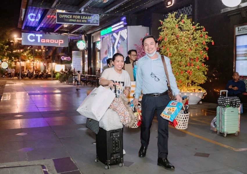 Chuyến xe đoàn viên: Hành trình mang yêu thương về quê hương