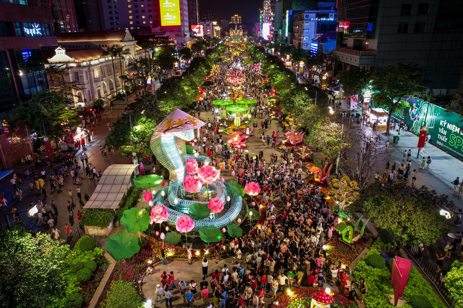 Hơn 2 triệu lượt khách du xuân tại TP.HCM dịp Tết Ất Tỵ