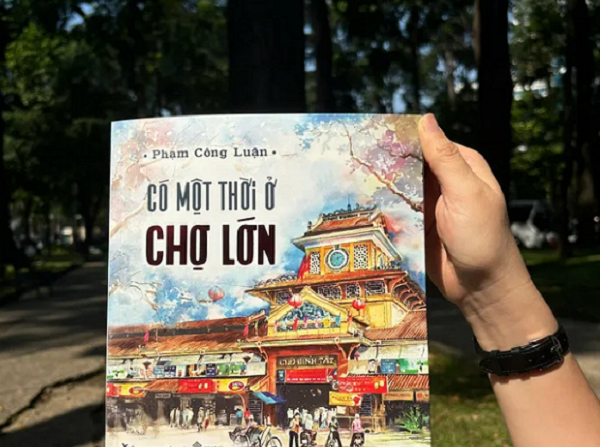Nghe phố thị kể chuyện thời gian