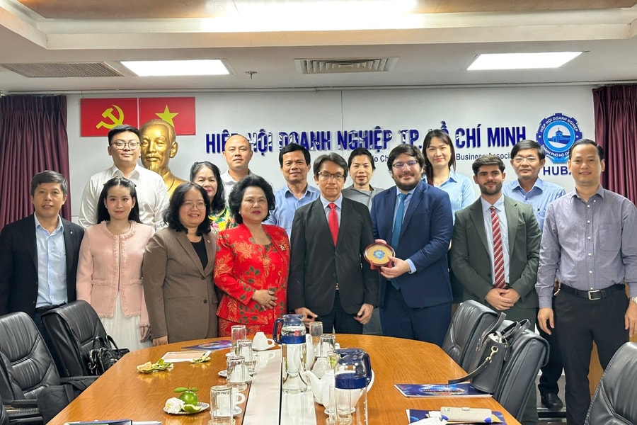 Đại sứ quán Uruguay gặp gỡ Hiệp hội Doanh nghiệp TP.HCM tìm kiếm cơ hội hợp tác