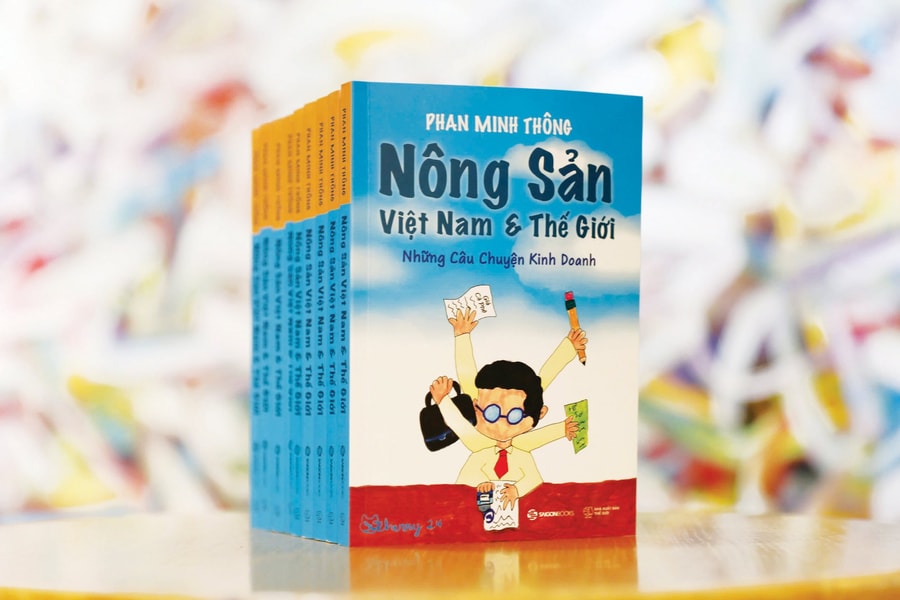 Doanh nhân trẻ và cảm hứng kinh doanh từ sách của tiền bối