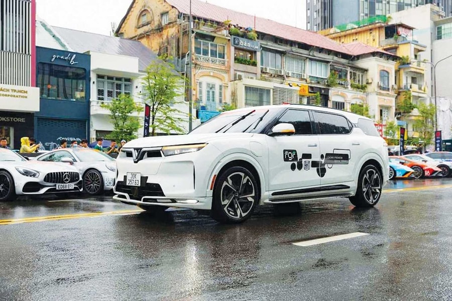 Thị trường cho thuê xe tự lái có là cuộc chơi của tân binh?