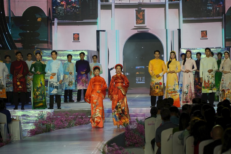 Lễ hội Áo dài TP.HCM lần 11: Tôn vinh vẻ đẹp áo dài, bảo tồn văn hóa và quảng bá hình ảnh Việt Nam