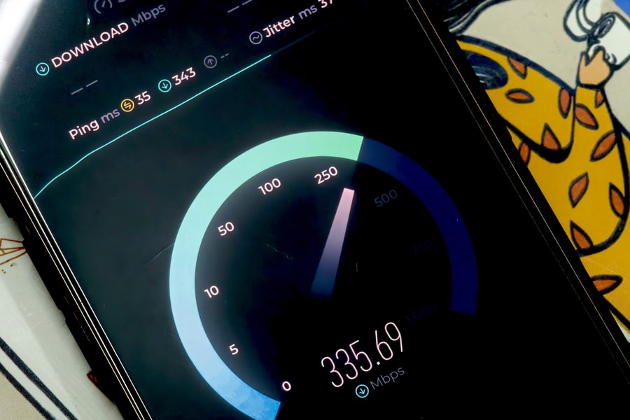 Việt Nam lọt top 20 quốc gia có Internet di động nhanh nhất thế giới