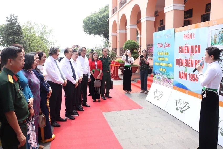 Bản tin chiều 16/4: Trưng bày hơn 150 tư liệu từ chiến thắng Điện Biên Phủ đến đại thắng mùa Xuân 1975