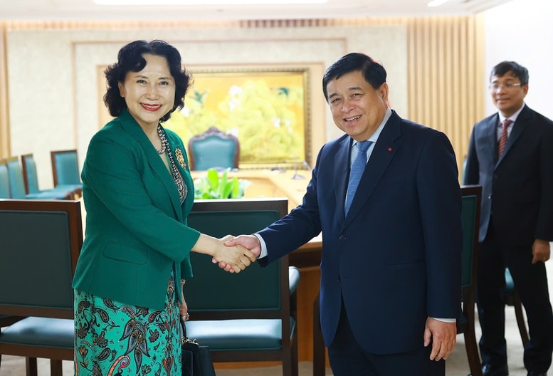 Phó Thủ tướng Nguyễn Chí Dũng làm việc với Trung tâm Nghiên cứu Đặc khu kinh tế Trung Quốc