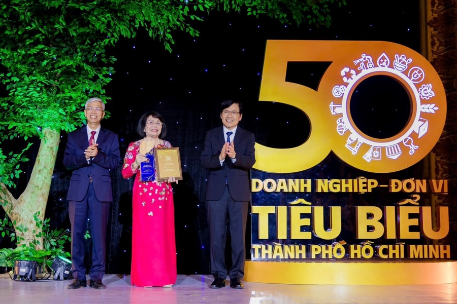 An Phước - Thương hiệu Việt dẫn đầu dòng thời trang cao cấp