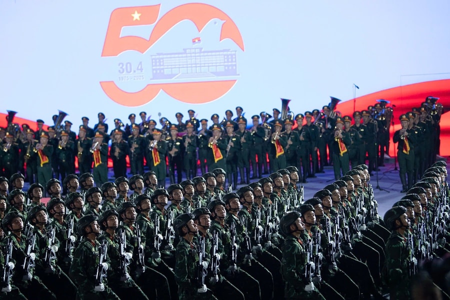 Bản tin trưa 23/4: TP.HCM tổng duyệt diễu binh - diễu hành hoành tráng đêm 22/4