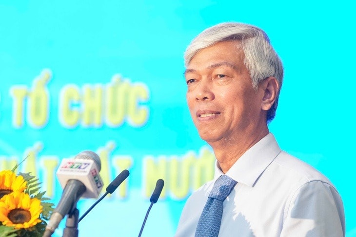 Ấn tượng sâu sắc từ hình ảnh hàng trăm ngàn người dân TP.HCM hân hoan chào mừng 50 năm thống nhất đất nước