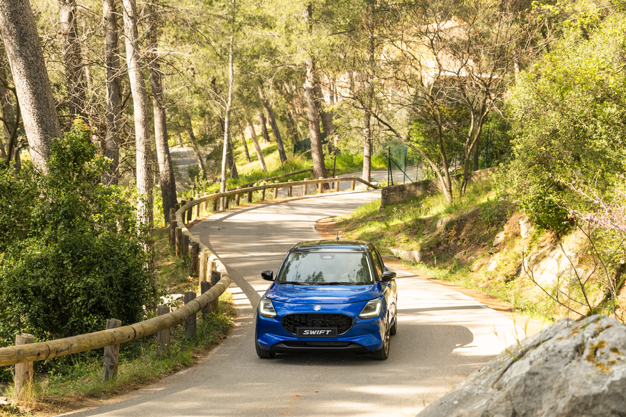 Suzuki ra mắt mẫu xe New Swift 2025 với thiết kế mới và công nghệ tiên tiến