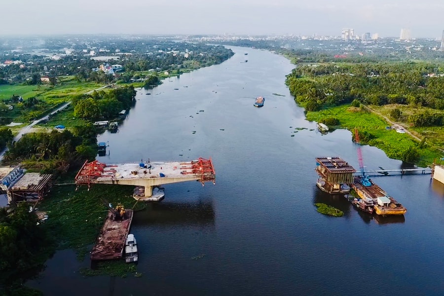 Hợp long cầu Bình Gởi nối Bình Dương và TP.HCM
