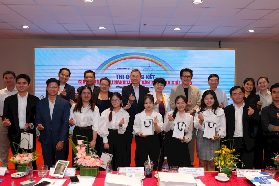 Chung kết Giải thưởng Tài năng Lương Văn Can 2023: Tài năng và bản lĩnh của thế hệ doanh nhân tương lai