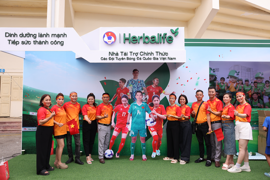 Herbalife cùng Đội tuyển Bóng đá Nữ Quốc gia Việt Nam chinh phục đấu trường châu Á