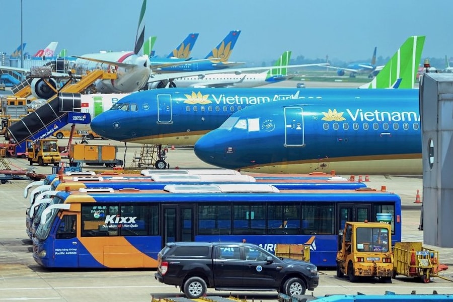 Miễn nhiều loại phí giao thông vận tải để hỗ trợ doanh nghiệp