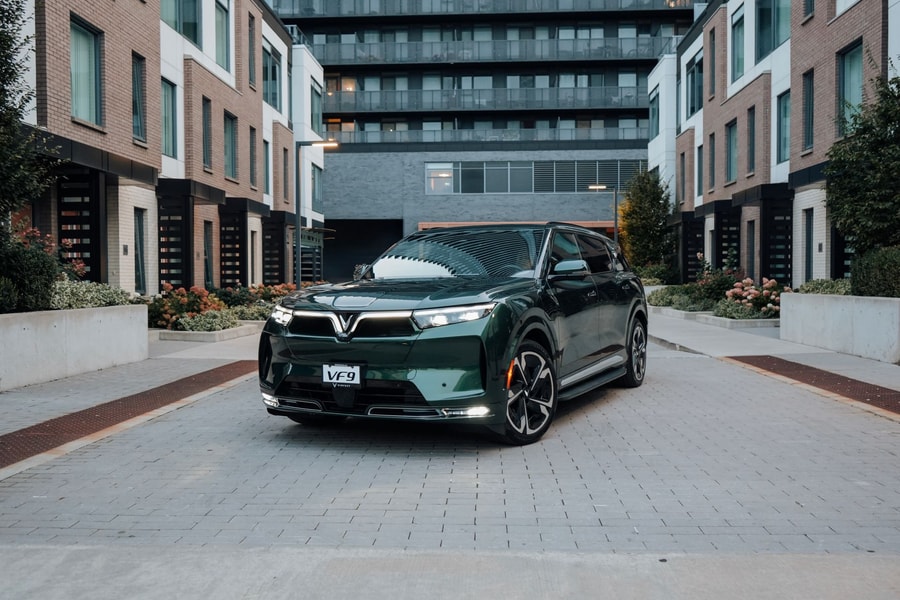 VF 9 lăn bánh chỉ còn từ 1,3 tỷ đồng: Giấc mơ xe sang nay dễ thành hiện thực