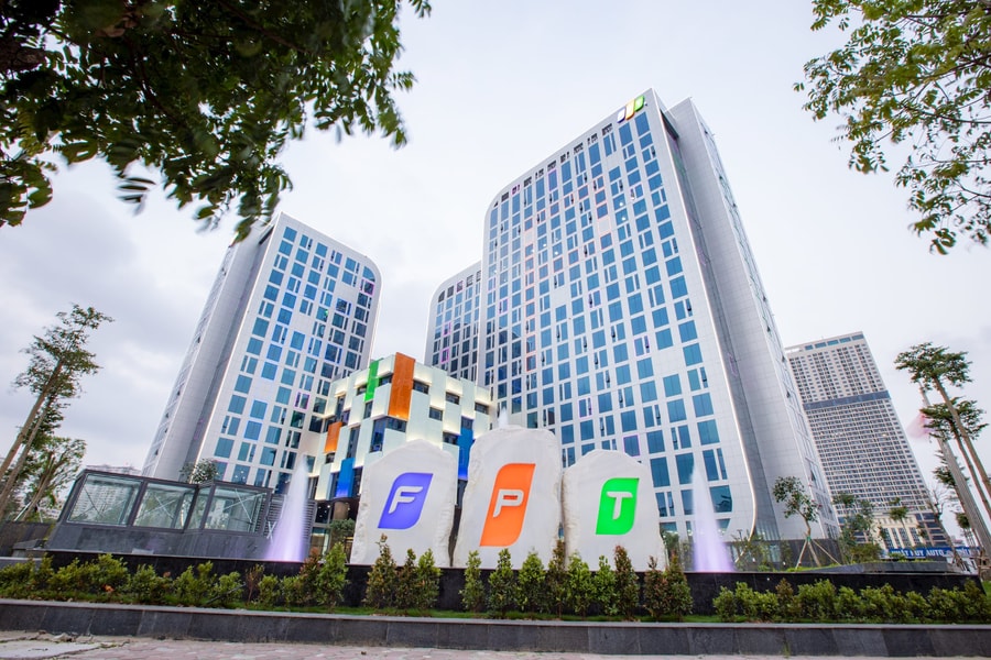 FPT đạt hơn 32.683 tỷ đồng doanh thu trong 6 tháng đầu năm 2025