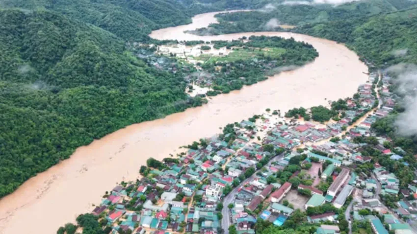 Thủ tướng yêu cầu tập trung khắc phục hậu quả bão số 3, chủ động ứng phó với áp thấp nhiệt đới
