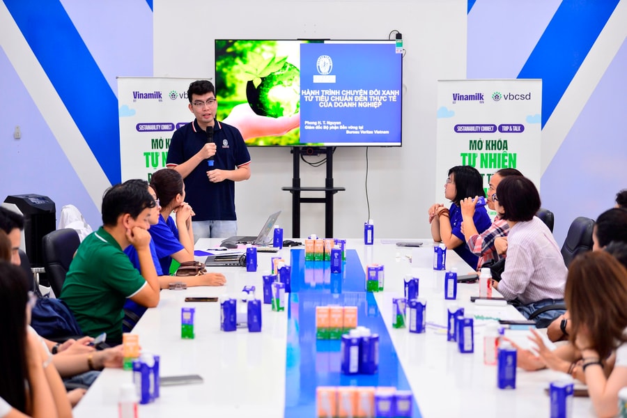 “Mở khoá tự nhiên”: Vinamilk biến rào cản thành vòng tuần hoàn xanh tại trang trại sinh thái