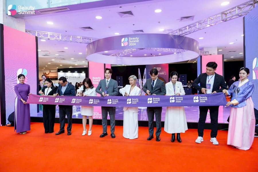 Triển lãm về ngành làm đẹp quy tụ các ngôi sao hàng đầu Hàn Quốc về Việt Nam