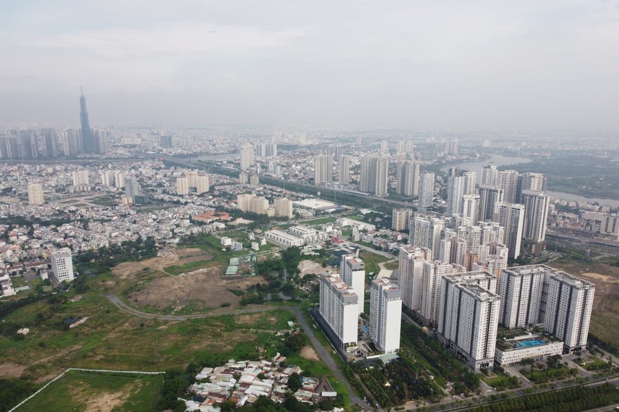 Hơn 13.000 hồ sơ nhà ở tại TP.HCM chưa được cấp sổ hồng do vướng mắc pháp lý và tài chính