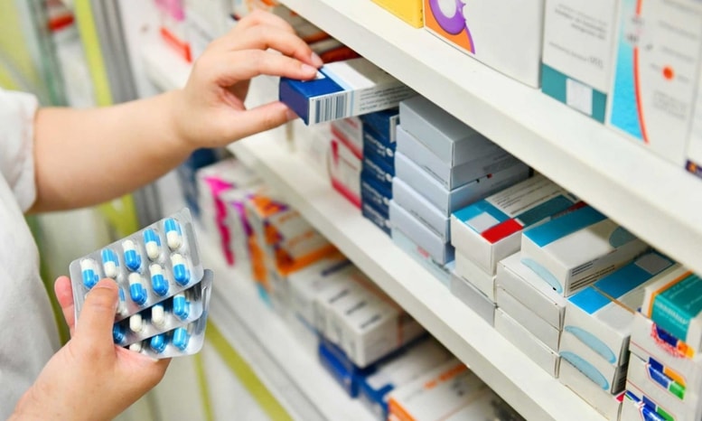 Yêu cầu dự trữ, cung ứng đủ thuốc điều trị, phòng dịch bệnh mùa mưa lũ