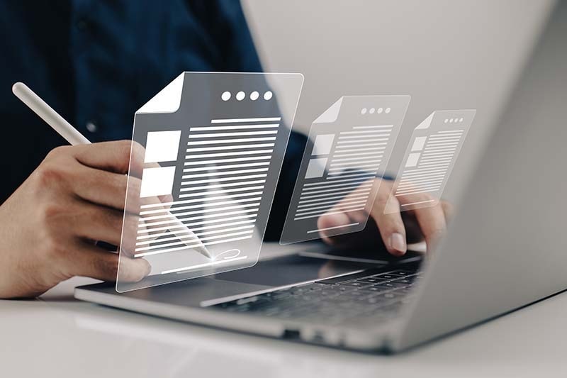 Bản tin trưa 14/8: Sắp triển khai nền tảng hợp đồng lao động điện tử; Giá cà phê bật tăng mạnh