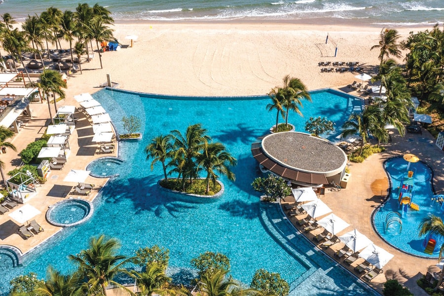 Từ biển Hồ Cốc đến “thủ phủ” resort Hồ Tràm