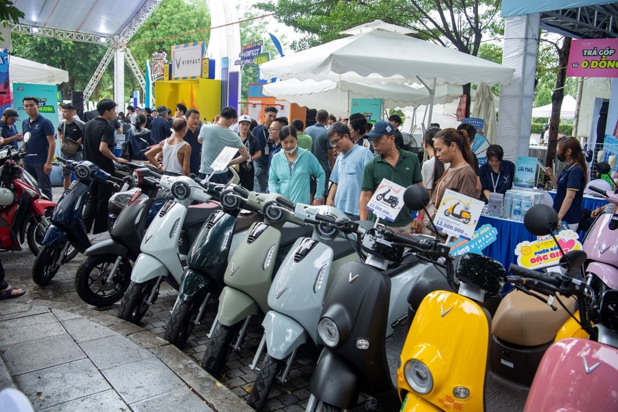 TP.HCM đề xuất hỗ trợ tối đa 20 triệu đồng cho người dân chuyển sang xe điện