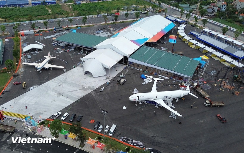 Dừng toàn bộ thi công tại Triển lãm thành tựu đất nước khi bão số 5 đổ bộ