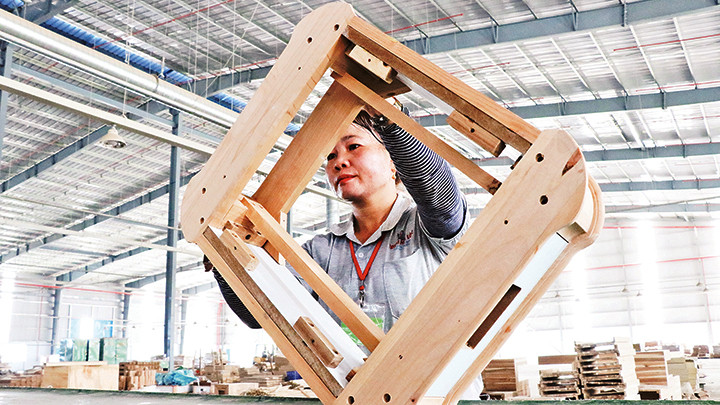 Doanh nghiệp xoay xở khi Mỹ siết ưu đãi thuế cho hàng dưới 800 USD