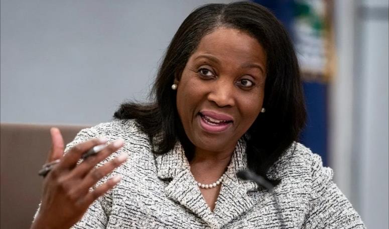 Tổng thống Trump bất ngờ sa thải Thống đốc Cục dự trữ Liên bang Mỹ