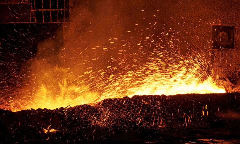 Lò cao số 2 Hòa Phát Dung Quất 2 ra mẻ gang đầu tiên