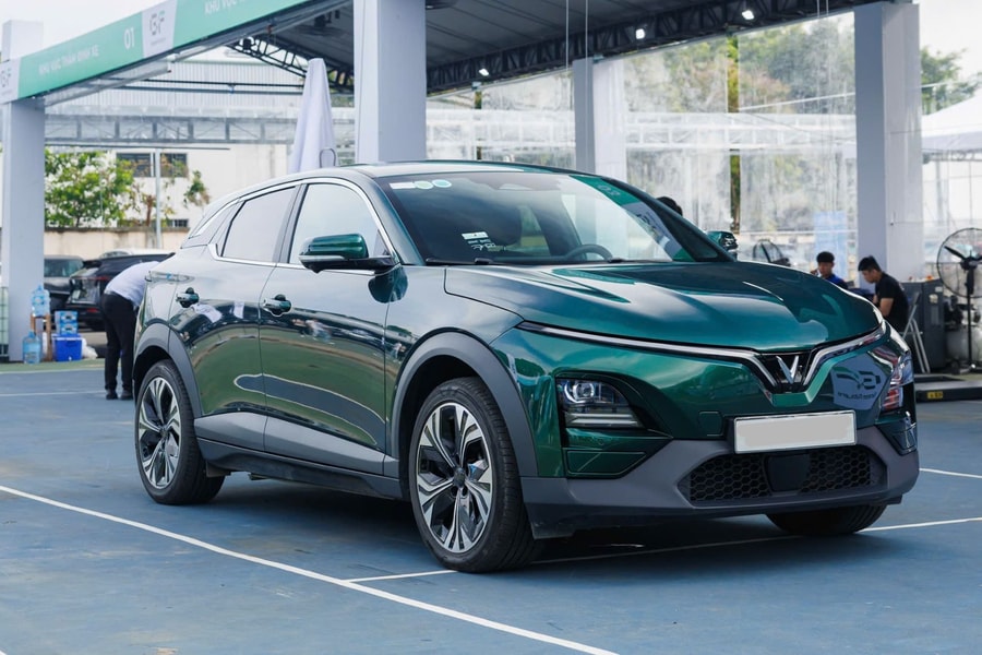 Chủ xe VinFast 6: “Tin tưởng vào chất lượng xe VinFast, lên đời VinFast 6 vì mê thiết kế”