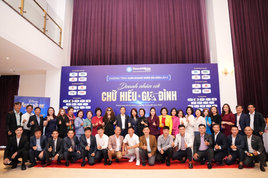 Vinh danh “Doanh nhân - Người truyền lửa” trong dịp 20 năm Hội Doanh nhân Sài Gòn