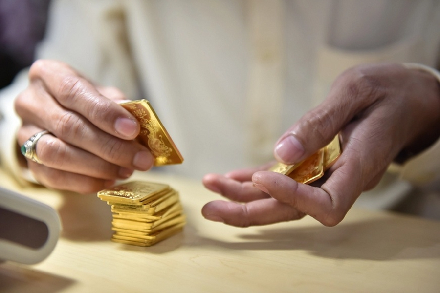 Ngân hàng Nhà nước siết quản lý, đề xuất thuế và kênh đầu tư thay thế cho vàng