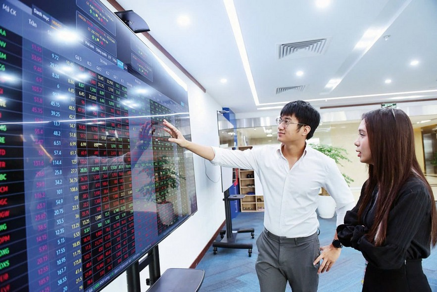 Cơ hội đầu tư nổi bật trong 4 nhóm ngành khi thị trường điều chỉnh