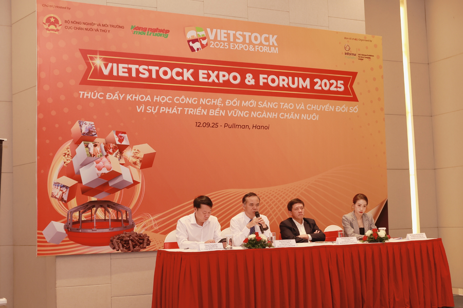 Vietstock 2025: Thúc đẩy khoa học công nghệ, đổi mới sáng tạo và chuyển đổi số trong ngành chăn nuôi
