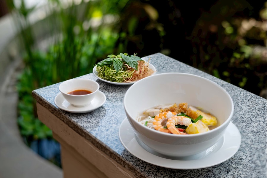 Mang hương vị quê hương đến thực khách trong tô bún nước lèo Sóc Trăng