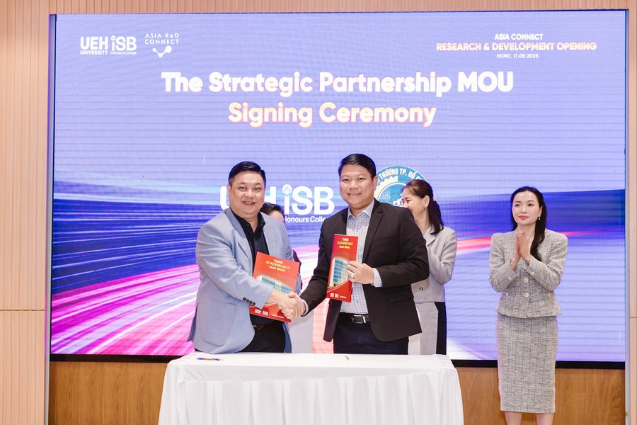 Trường Tài năng UEH.ISB ra mắt Dự án Trung tâm Asia R&D Connect