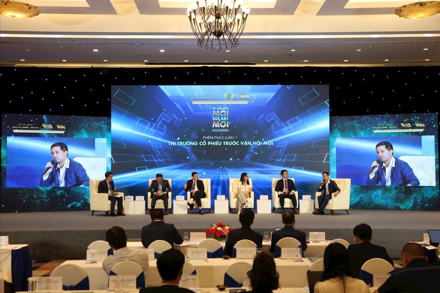 Diễn đàn Cấp cao Cố vấn tài chính Việt Nam 2025