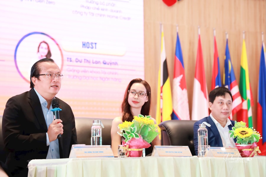 Chuỗi hội thảo “Thảnh thơi tài chính thế hệ Z - Từ sống sót đến sống đầy” lan tỏa tư duy quản lý tài chính bền vững cho sinh viên