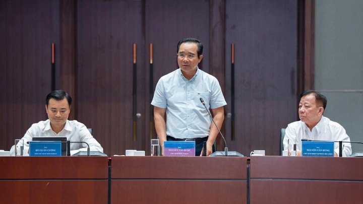 Chủ tịch UBND TP.HCM giao Becamex IDC nghiên cứu, quy hoạch hai tuyến đường sắt trọng điểm