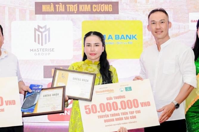 Golfer Nguyễn Thị Thu Trang trở thành chủ nhân giải Longest Drive - “Sức mạnh”