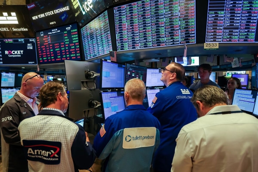 Dòng tiền đổ vào nhóm công nghệ, Phố Wall duy trì đà tăng lịch sử