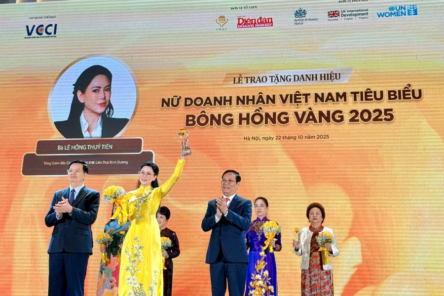 CEO Lê Hồng Thủy Tiên - Nữ lãnh đạo IPPG được vinh danh Top 10 “Bông Hồng Vàng Việt Nam 2025”